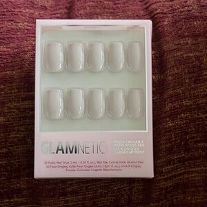 Press-On Nails - Bare Bliss Medium Square White